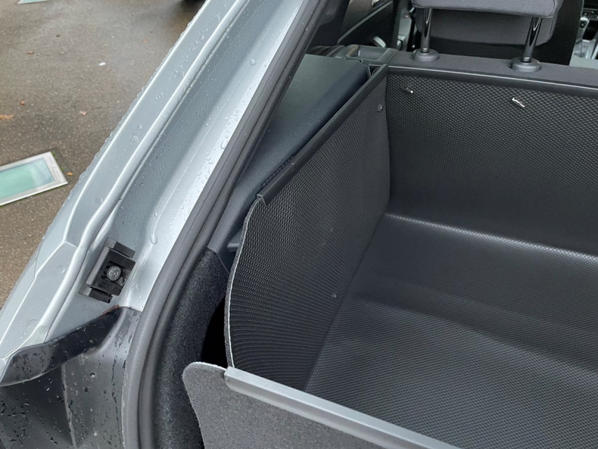 Kofferraumwanne VW Taigo, der Schutz, der den Kofferraum von Taigo schützt wie ein Mantel  den Körper.